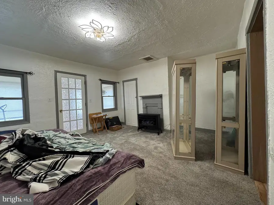 104 Wolcott St, Harrington, DE 19952 - Image #2