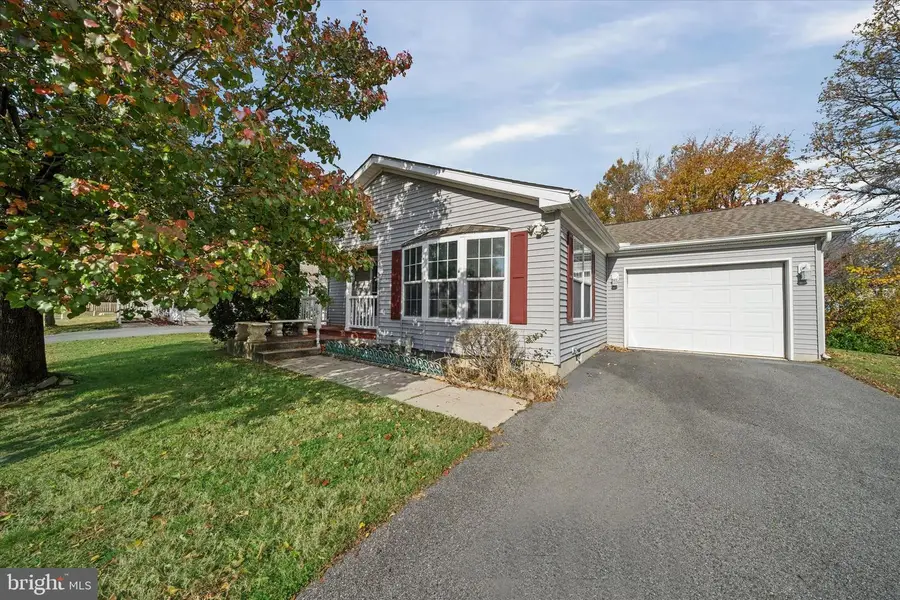 326 Persimmon Cir W #326, Dover, DE 19901 - Image #2