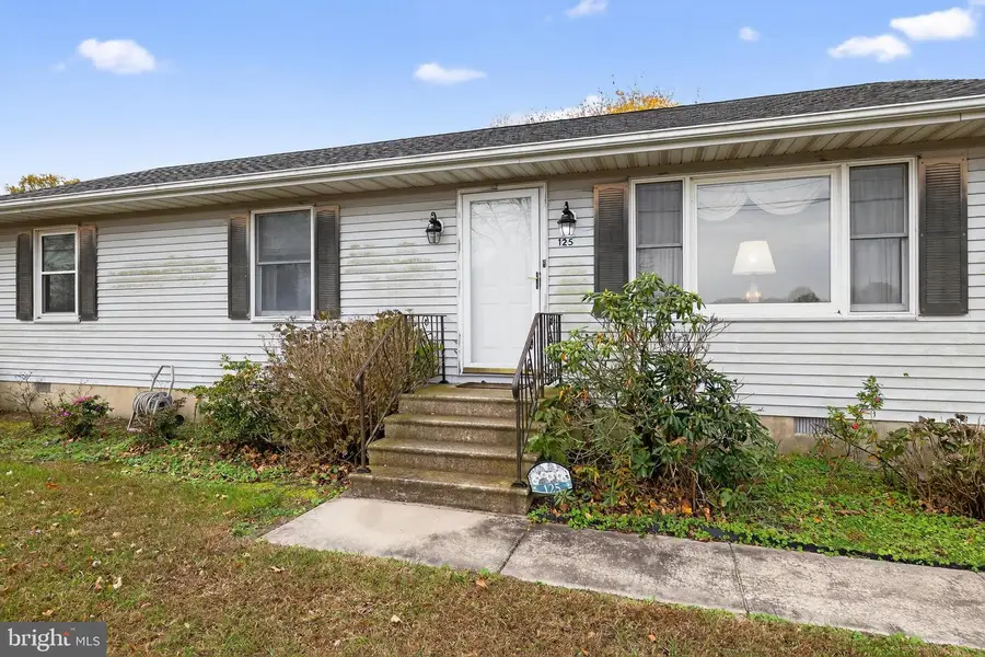 125 E Liberty St, Harrington, DE 19952 - Image #2
