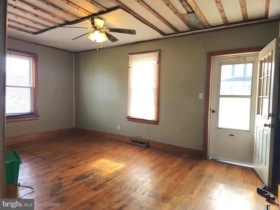 16 W Howard St, Viola, DE 19979 - Image #3