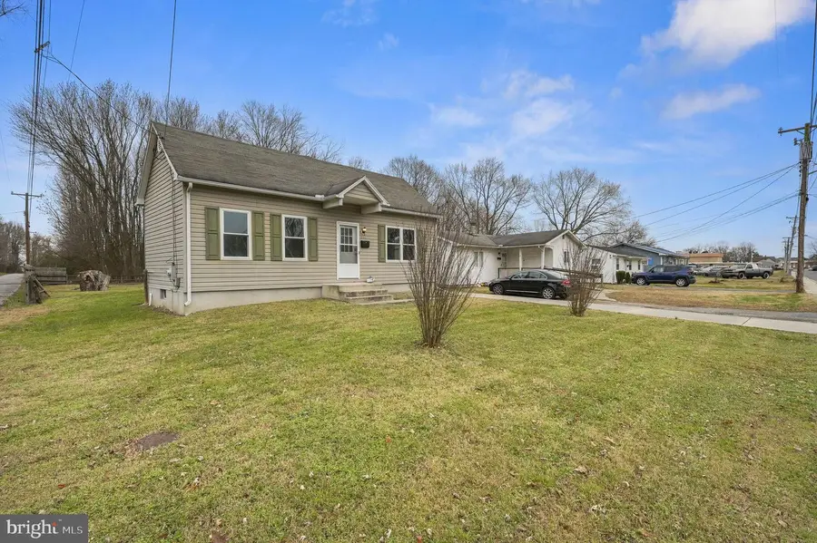 116 W Mispillion St, Harrington, DE 19952 - Image #2