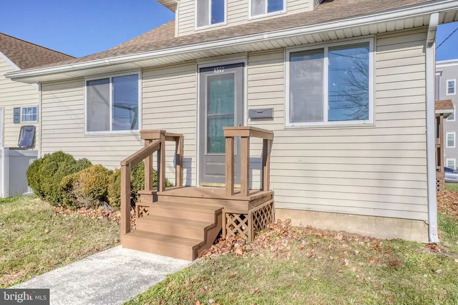 319 W Water St, Dover, DE 19904 - Image #3
