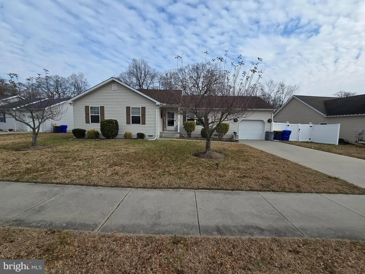142 Waterway Dr, Frederica, DE 19946 - Image #1