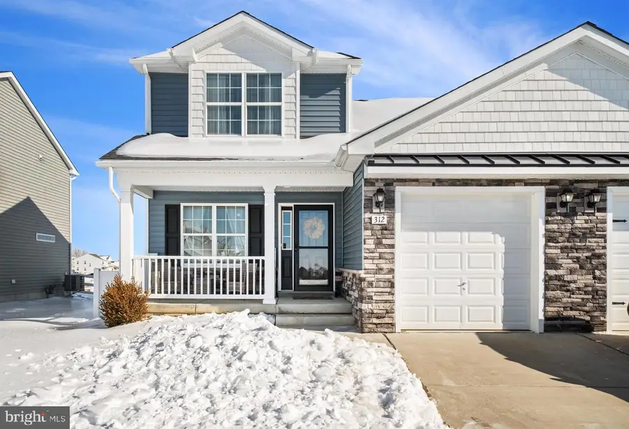 312 Doylestown Rd, Smyrna, DE 19977 - Image #2