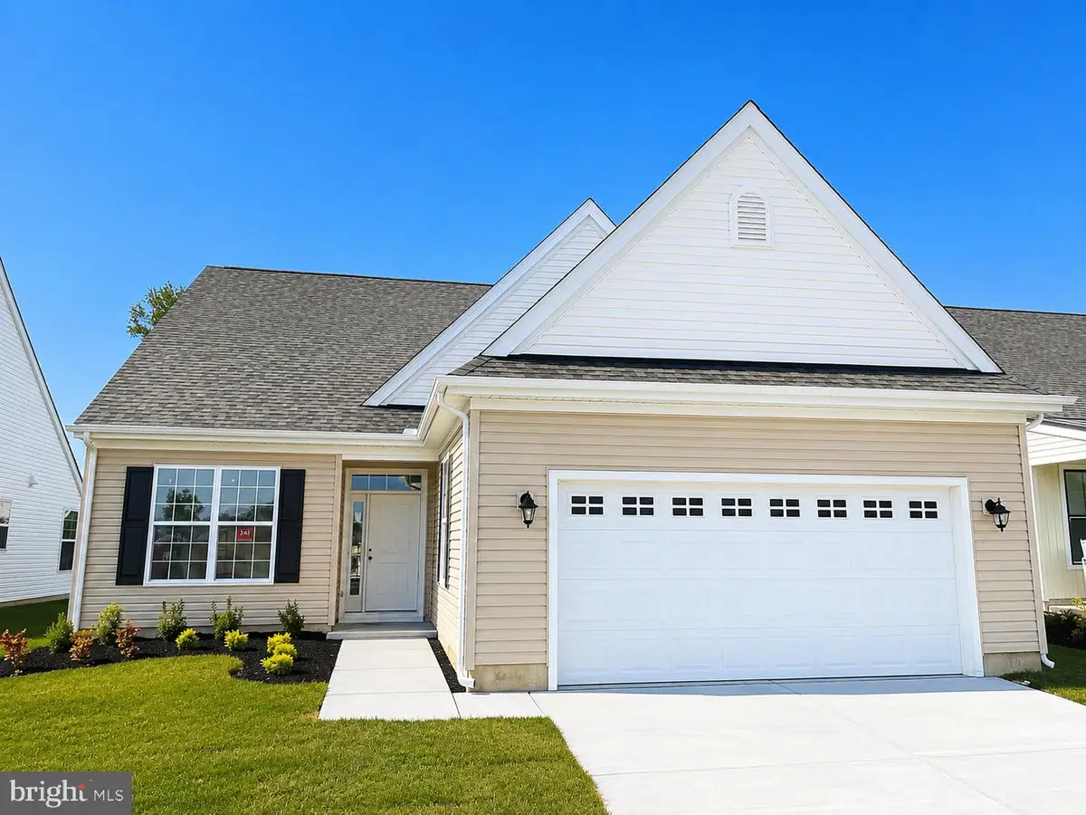 643 Resort Blvd, Dover, DE 19904 - #1