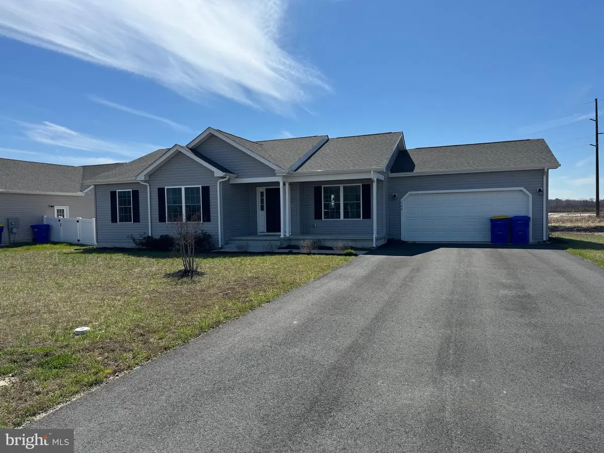 500 E Melrose St, Harrington, DE 19952 - #1