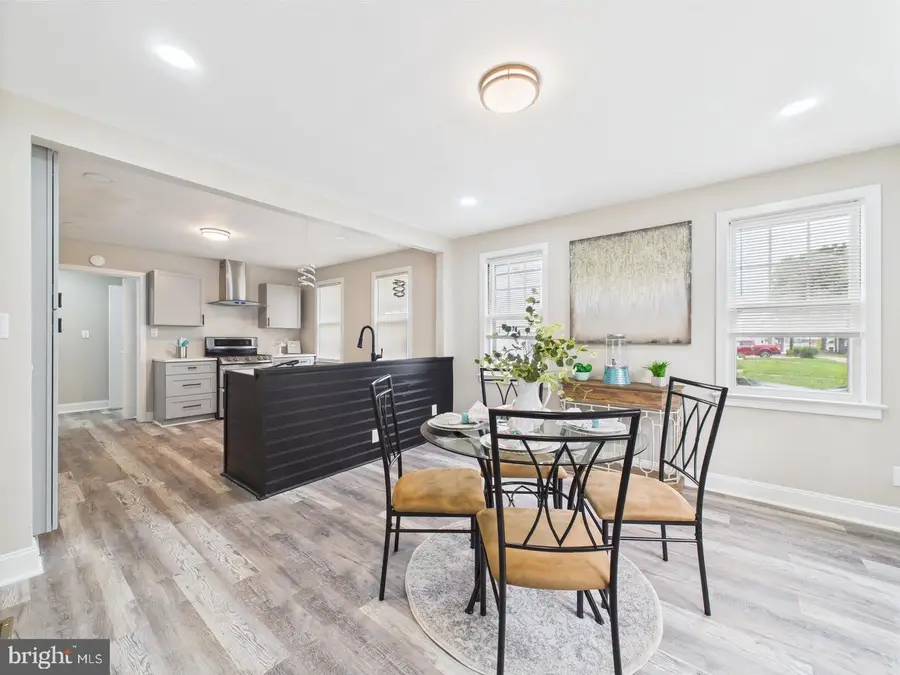 28 S Queen St, Dover, DE 19904 - #3