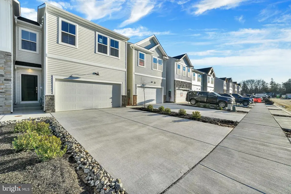 585 W North St, Smyrna, DE 19977 - #1