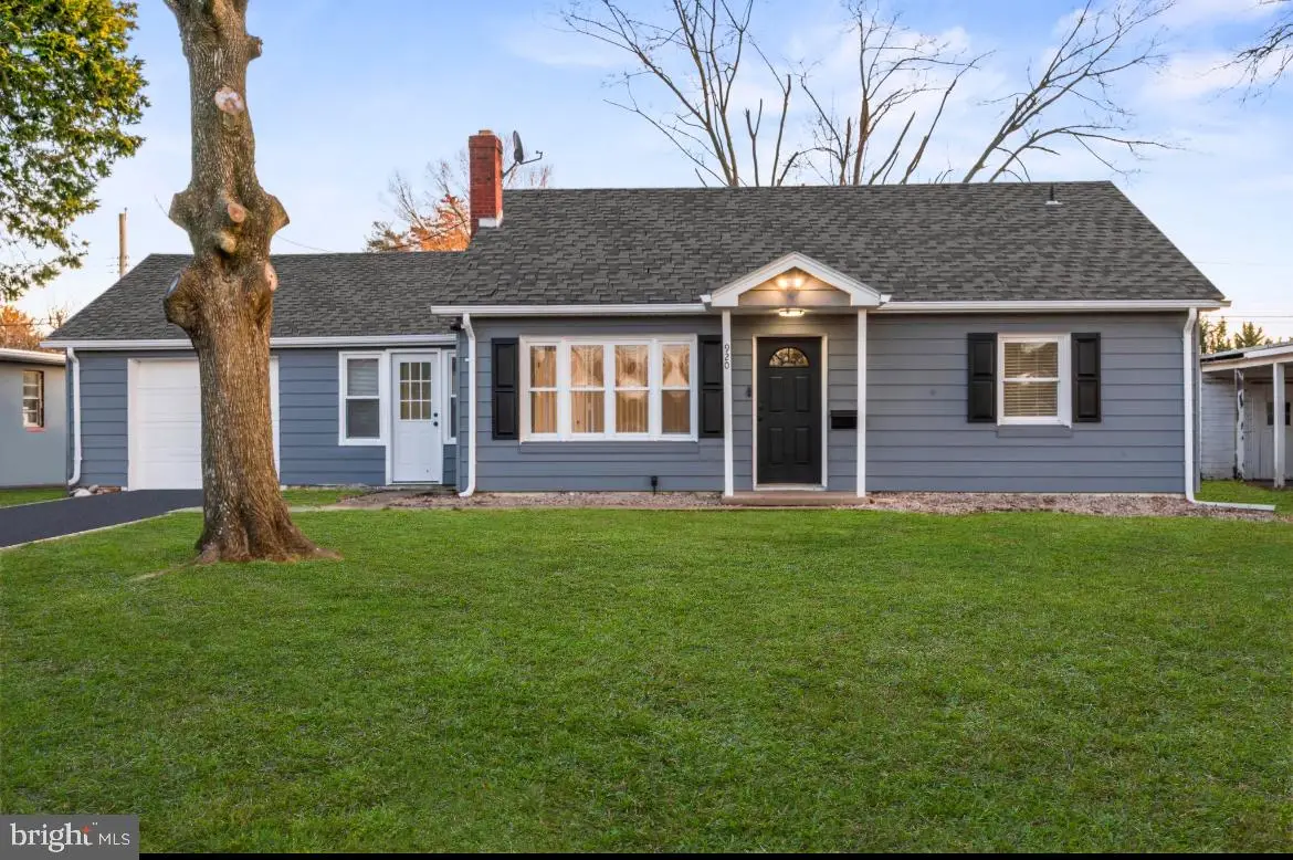 920 E Division St, Dover, DE 19901 - #1