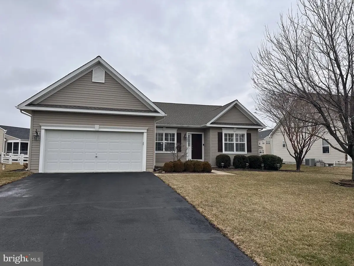 383 Willowwood Dr, Smyrna, DE 19977 - #1