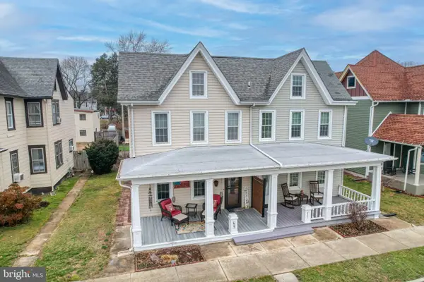 423 Main St, CLAYTON, DE 19938