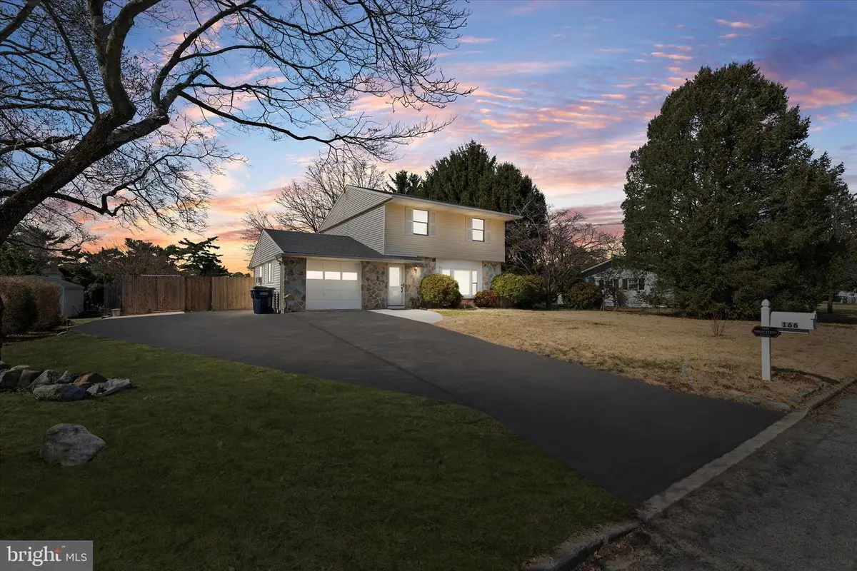 166 Collins Ave, Smyrna, DE 19977 - #1