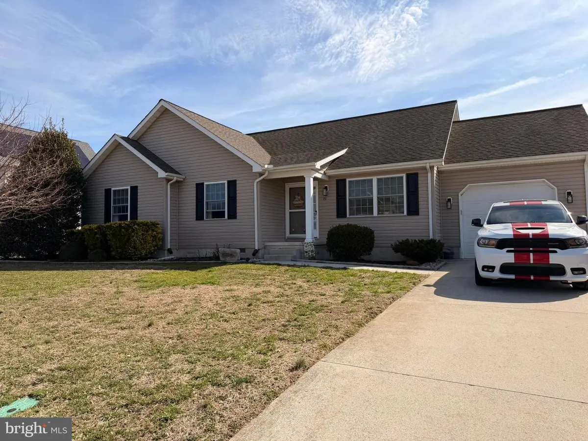 70 W Deer Trail Rd, Clayton, DE 19938 - #1