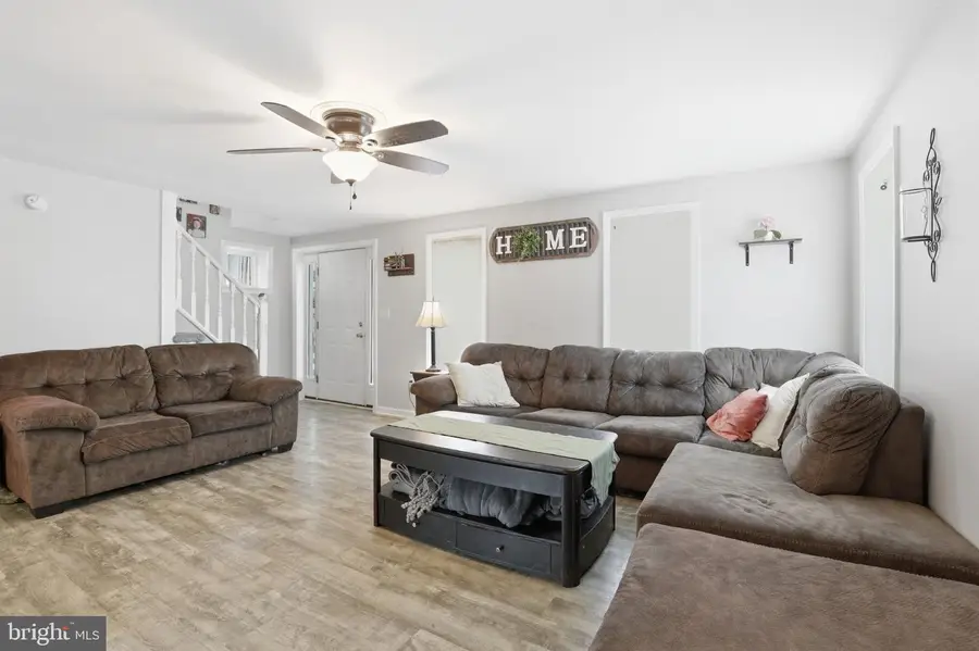 22 W Front St, Frederica, DE 19946 - #3