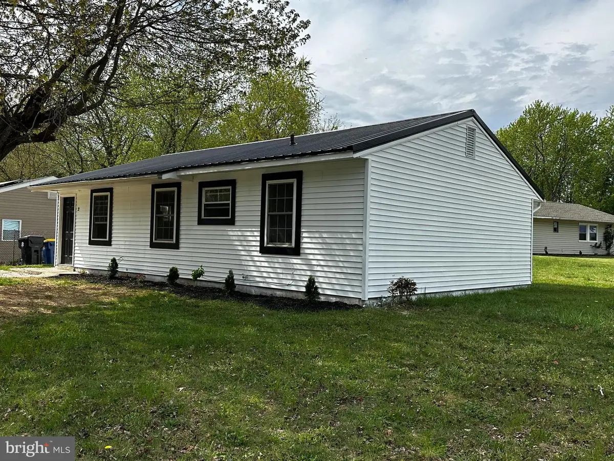 2 Congress Pl, Dover, DE 19901 - #1