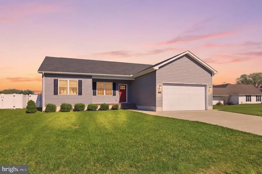 151 Walnut St, Felton, DE 19943 - #2