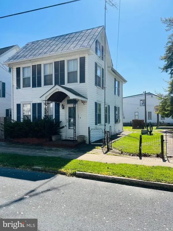 201 S Rodney St, CLAYTON, DE 19938