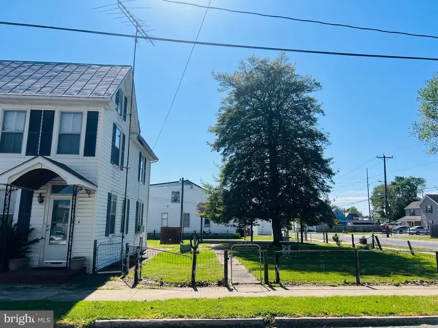 201 S Rodney St, Clayton, DE 19938 - #2