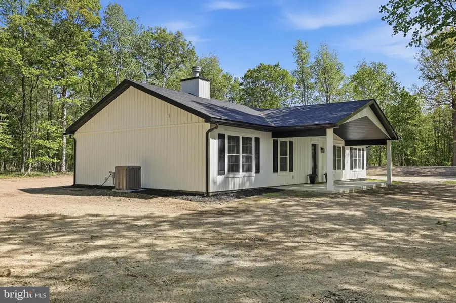 1832 Fox Hunters Rd, Harrington, DE 19952 - #3
