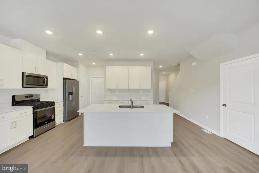 581 W North St, Smyrna, DE 19977 - #3