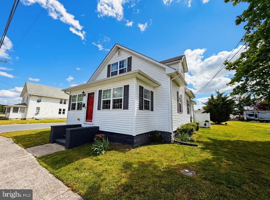 304 Harrington Ave, Harrington, DE 19952 - #3