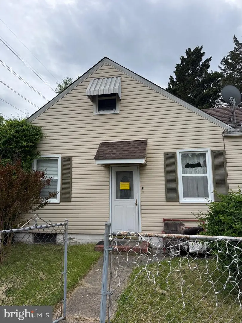 827 E Division St, Dover, DE 19901 - #3