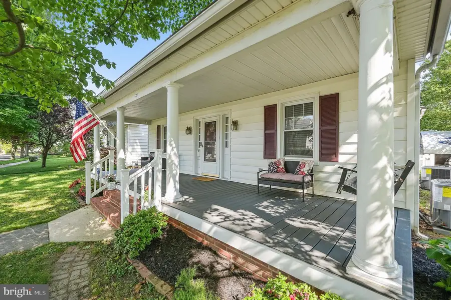 21 Elm Ter, Dover, DE 19901 - #2