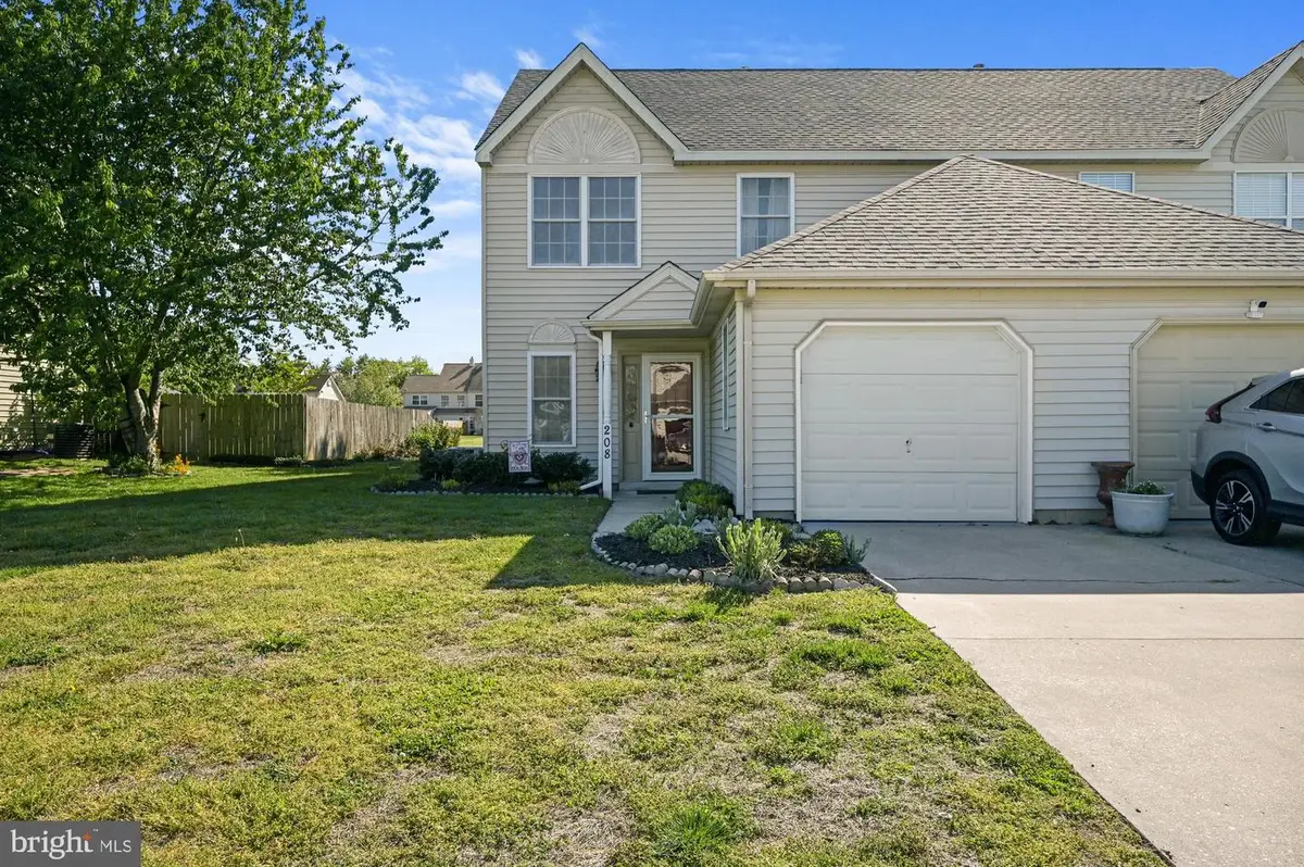 208 Grinding Wheel Dr, Dover, DE 19904 - #1