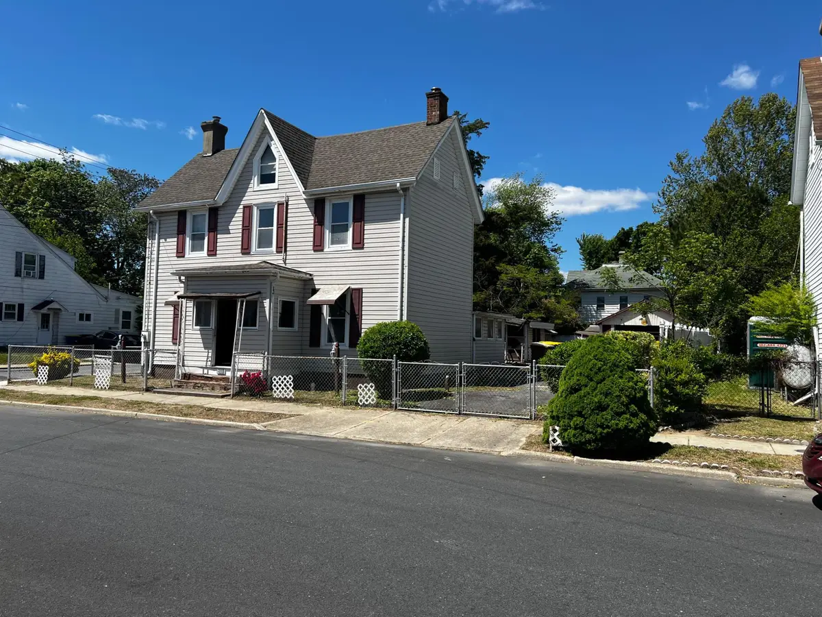 201 Ne 4th St, Milford, DE 19963 - #1