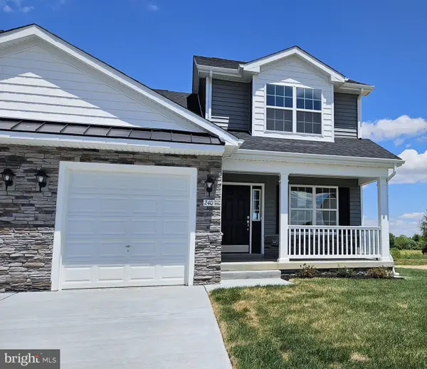 240 Doylestown Rd, SMYRNA, DE 19977
