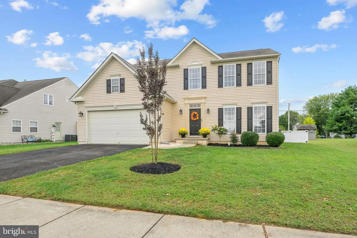 114 Christiana River Dr, Clayton, DE 19938 - #1