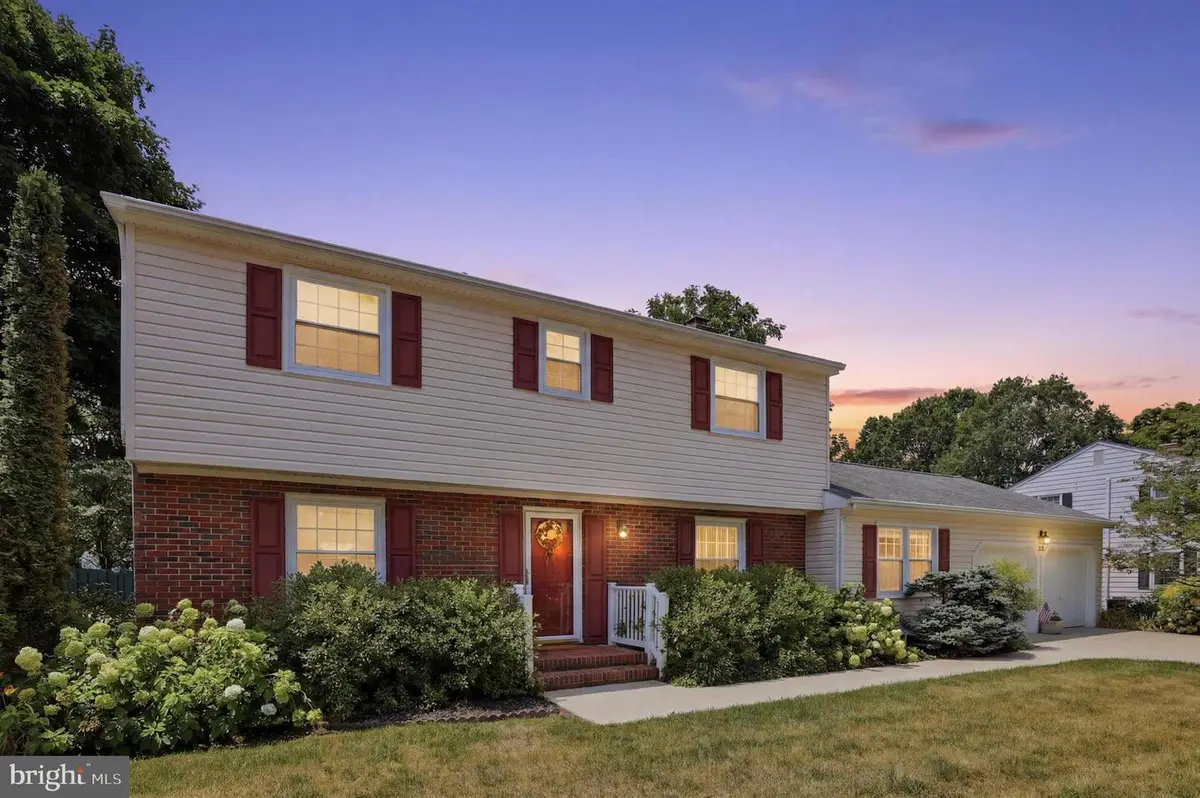 134 S Fairfield Dr, Dover, DE 19901 - #1