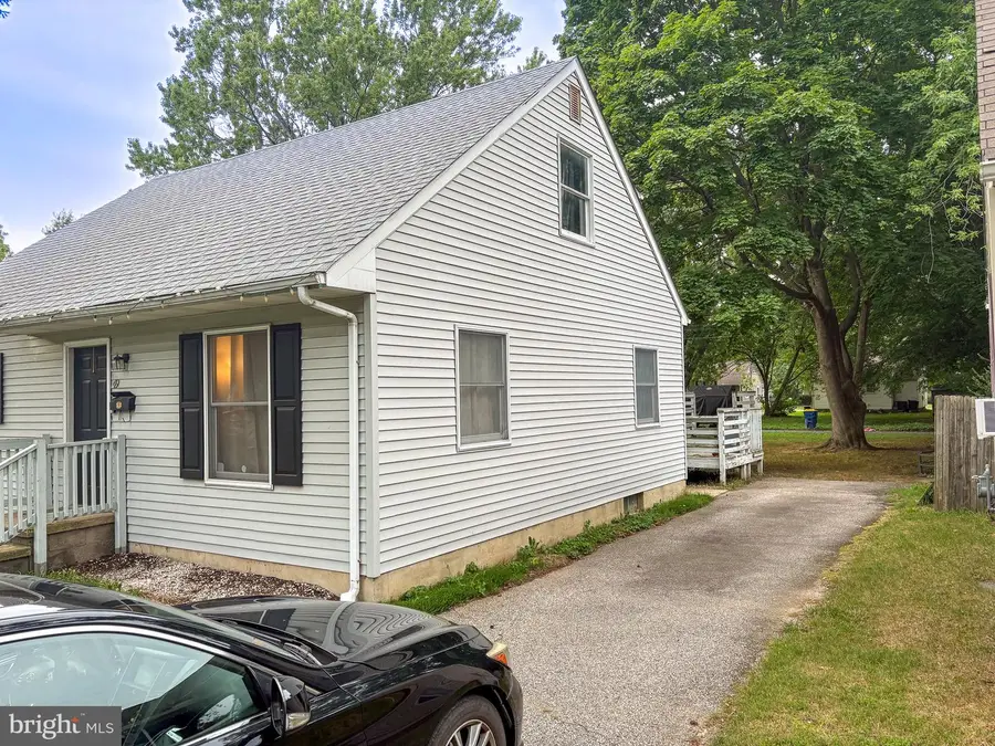 49 N Halsey Rd, Dover, DE 19901 - #2