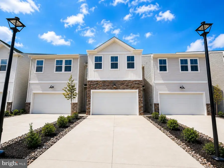 625 W North St, Smyrna, DE 19977 - #2