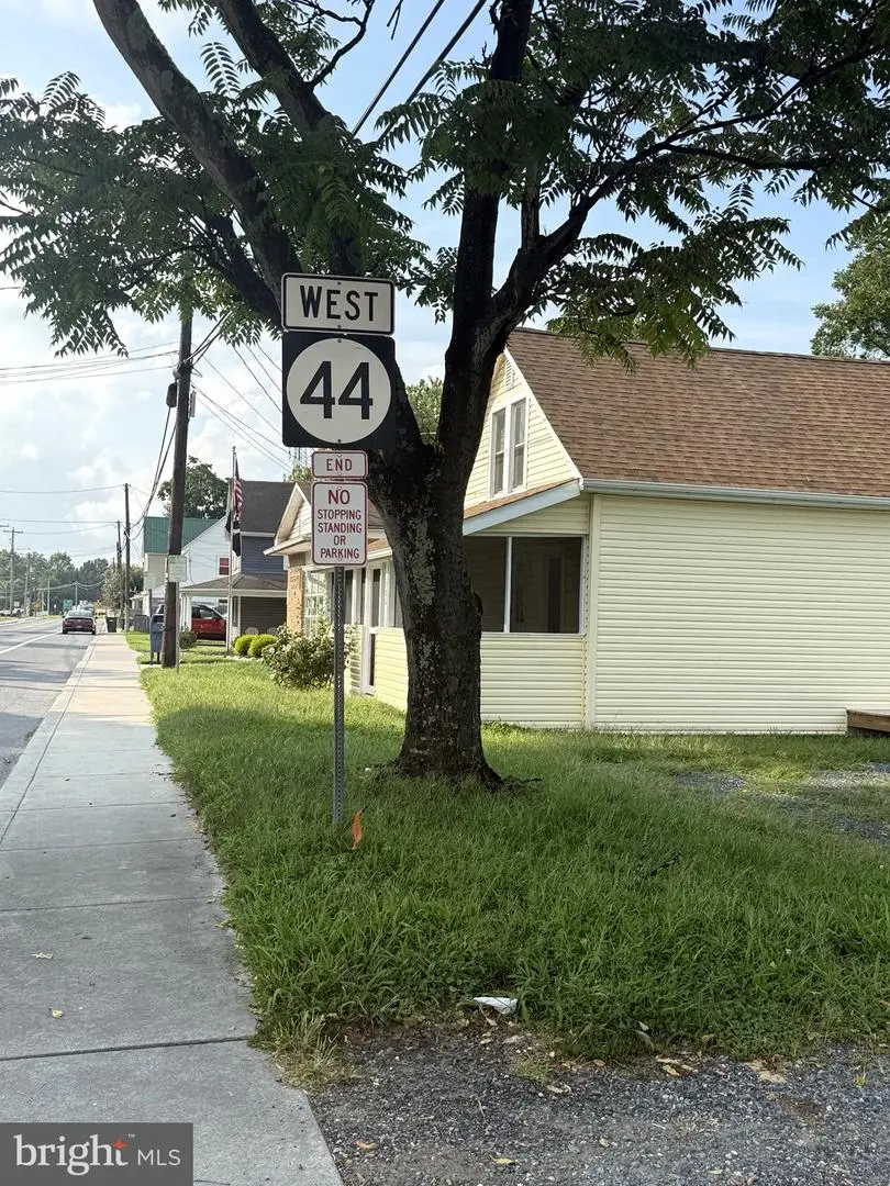 249 Main St, Hartly, DE 19953 - #2