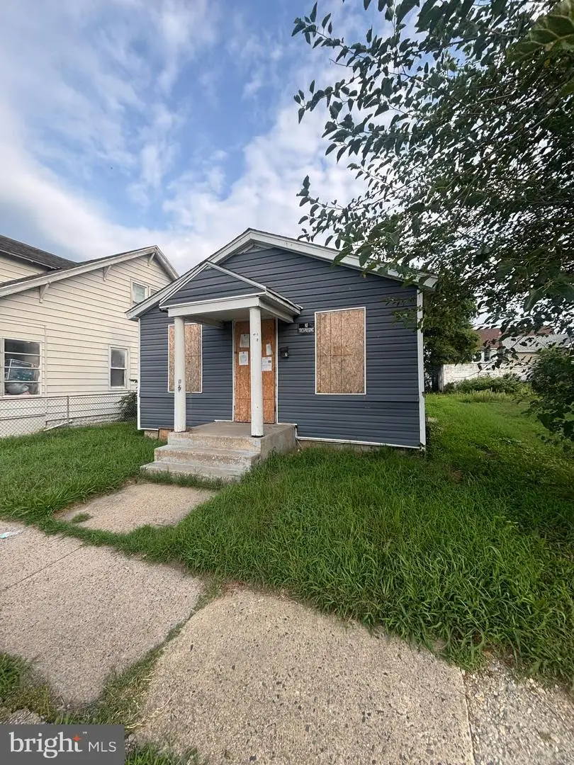415 W Division St, Dover, DE 19904 - #1