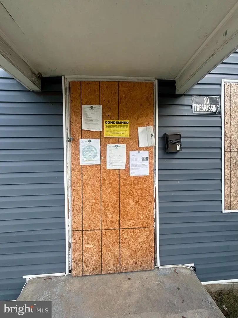 415 W Division St, Dover, DE 19904 - #2