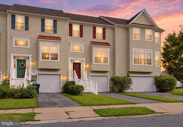 4 Harrowgate Dr, SMYRNA, DE 19977