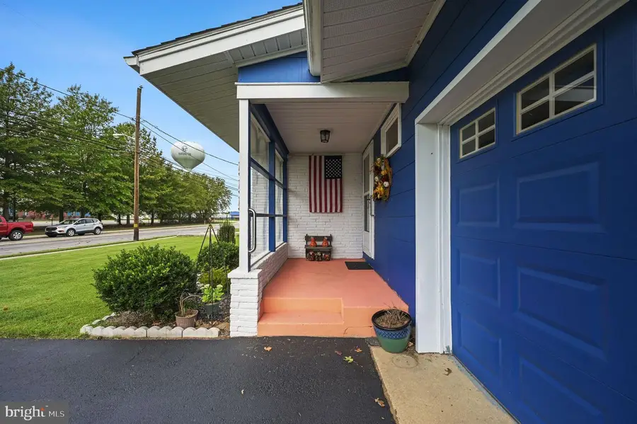 324 Dorman St, Harrington, DE 19952 - #2