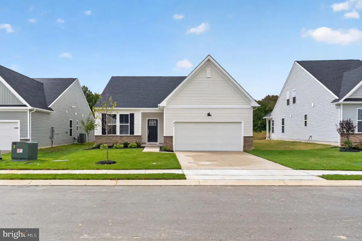 877 Virdin Dr, Smyrna, DE 19977 - #1