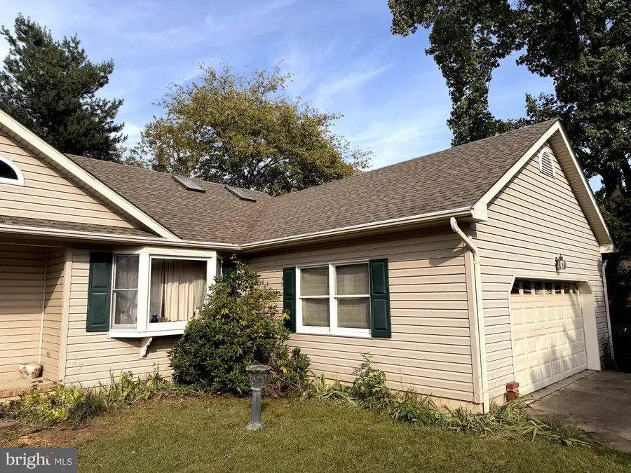 252 Greenview Dr, Dover, DE 19901 - #3