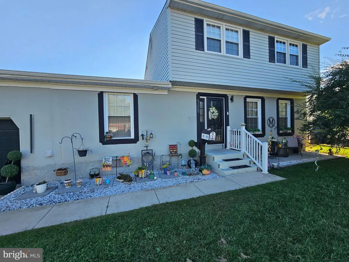 308 Bradley Rd, Dover, DE 19901 - #1