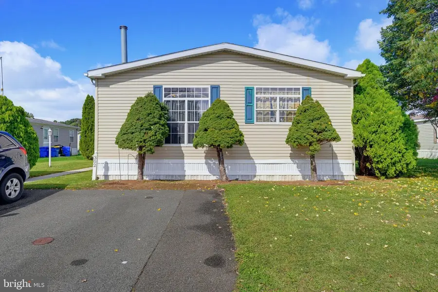 302 Fox Pointe Dr #211, Dover, DE 19904 - #3