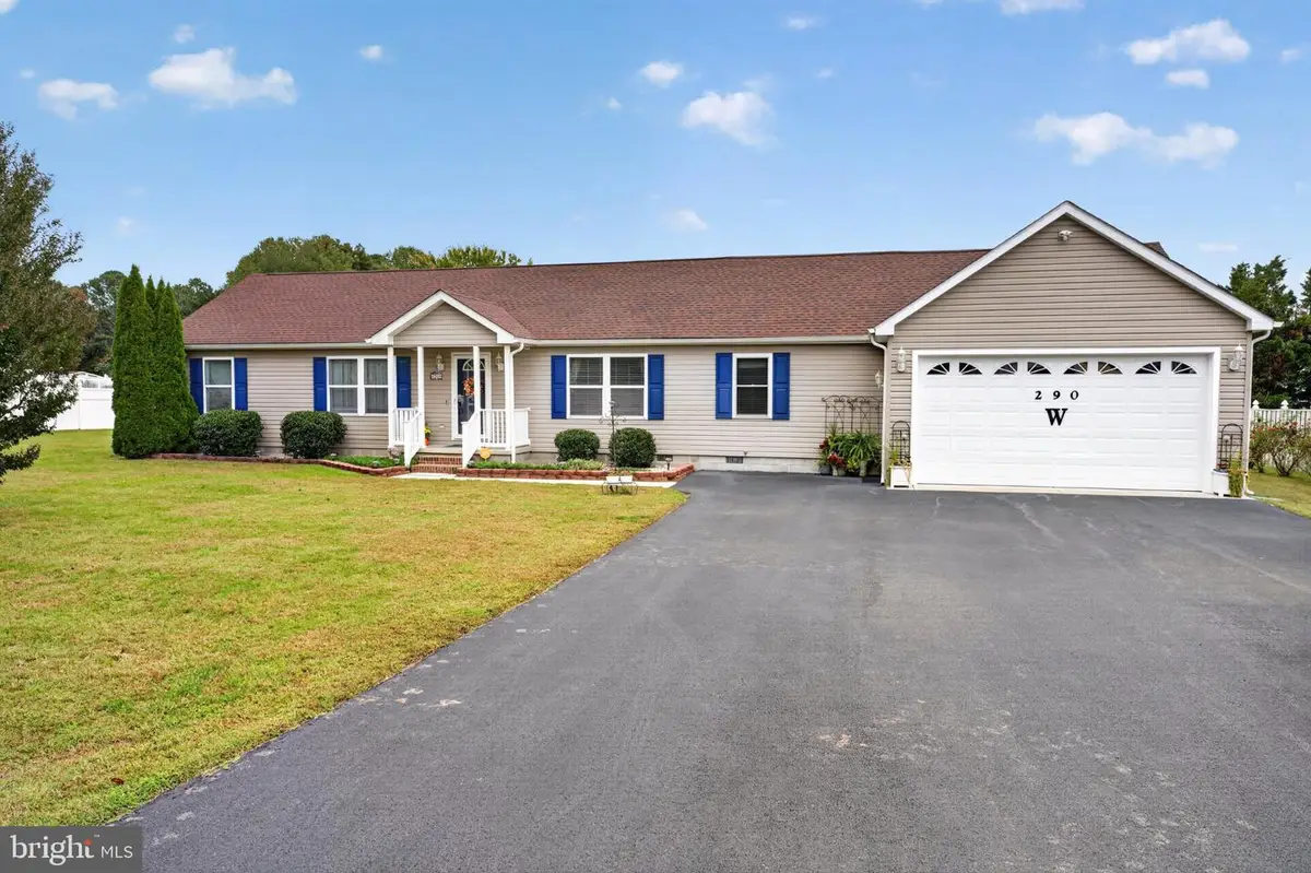 290 Cloverfield Ln, Harrington, DE 19952 - #1