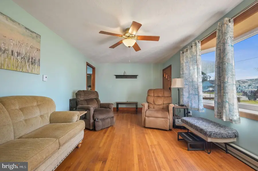 506 Smith Ave, Harrington, DE 19952 - #3