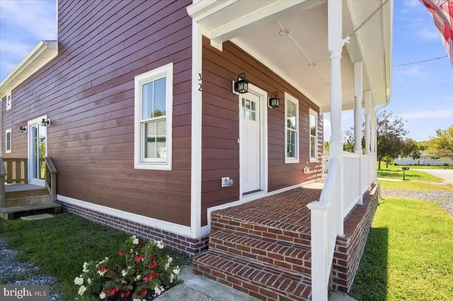 32 Broad St, Greenwood, DE 19950 - #3