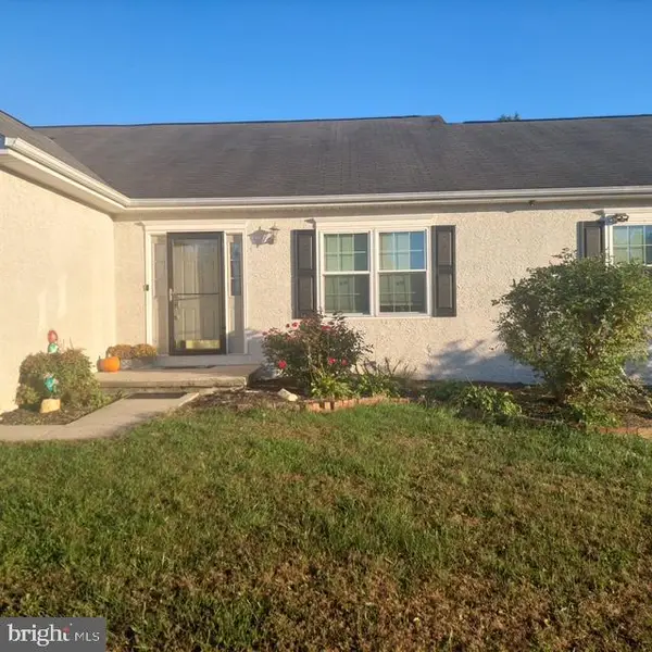 70 London Dr, SMYRNA, DE 19977