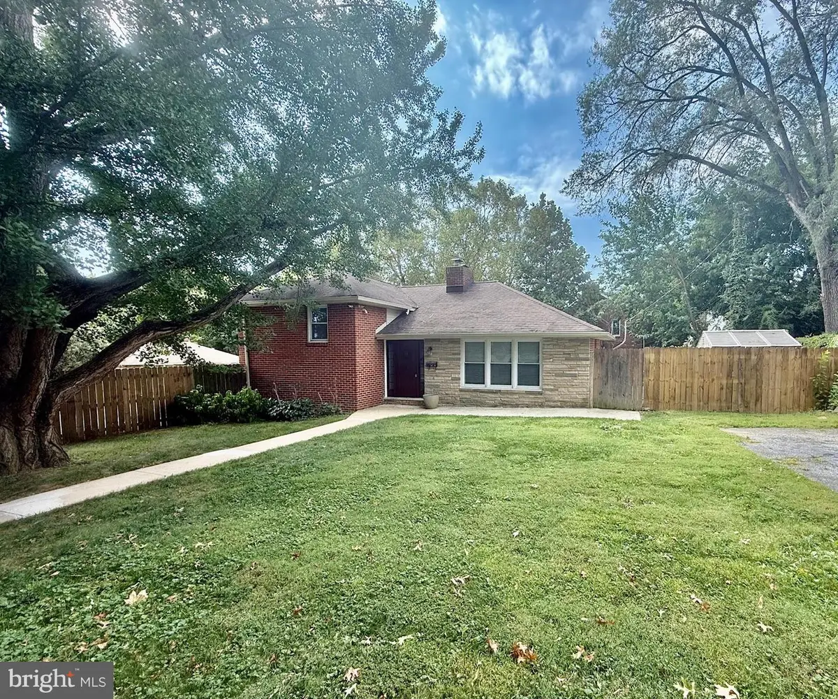 11 Woodsway Rd, Wilmington, DE 19809 - Image #1