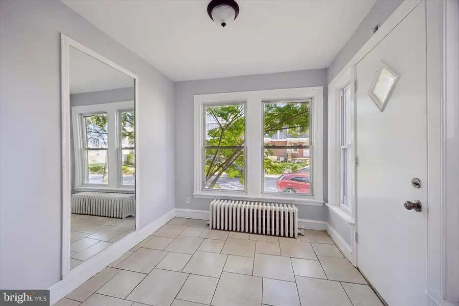 25 W 39th St, Wilmington, DE 19802 - Image #2