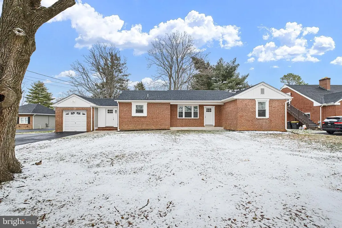 1049 Bear Rd, New Castle, DE 19720 - Image #1